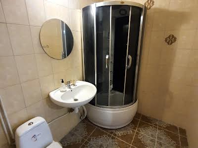 квартира за адресою Головатого, 77а
