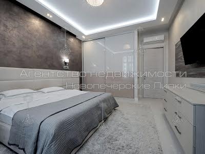 квартира по адресу Андрея Верхогляда ул. (Михайла Драгомирова), 7