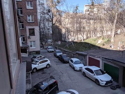 квартира за адресою Леоніда Первомайського вул., 9А