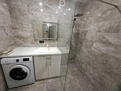 квартира за адресою Набережна Перемоги вул., 44б