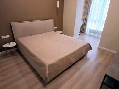 квартира за адресою Набережна Перемоги вул., 44