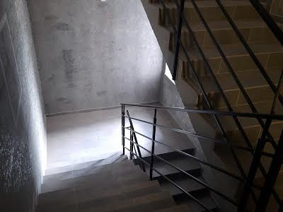 квартира за адресою 2 провулок Мирний, 16