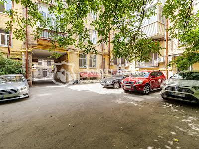 квартира за адресою Костельна вул., 6