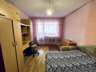 квартира за адресою Крушельницької пров. (Людмили Мокієвської), 4
