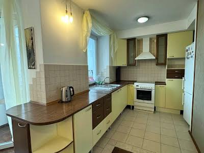 квартира за адресою Троллейбусна, 7