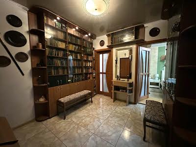 квартира за адресою Лісогринівецька вул., 4