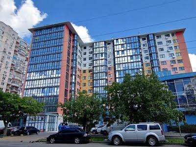 квартира за адресою Олексія Вадатурського вул. (Маршала Малиновського), 18