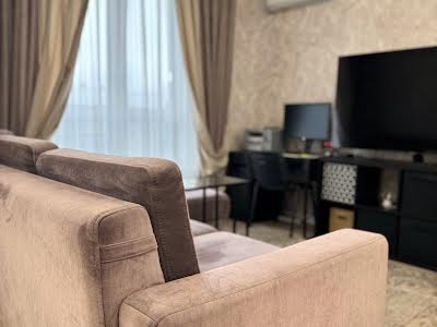 квартира по адресу вулиця Дніпродзержинська, 128