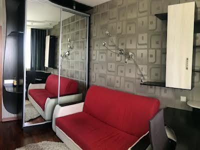 квартира за адресою Олександрівська вул., 16