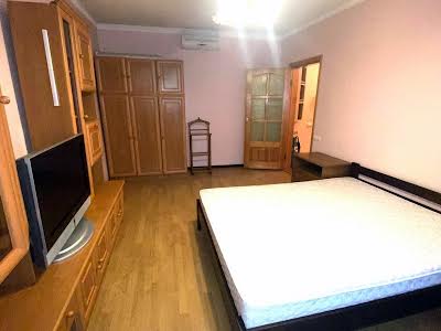 квартира по адресу Бориса Гмыри ул., 15-А