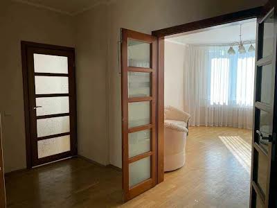 квартира по адресу Миколы Бажана просп., 14
