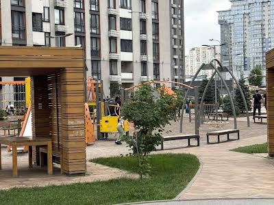 квартира за адресою Дніпровська набережна вул., 20-А