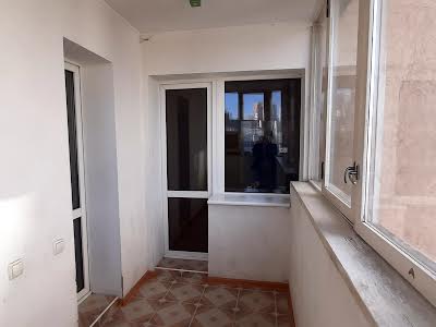 квартира за адресою Срібнокільська вул., 20