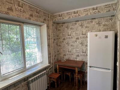 квартира за адресою Празька вул., 28