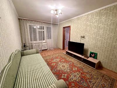 квартира за адресою Василя Нікітіна вул., 23