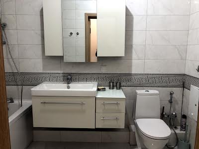 квартира за адресою Срібнокільська вул., 1