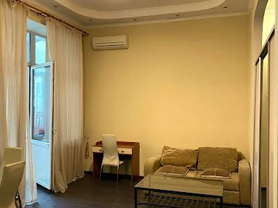 квартира за адресою Велика Васильківська вул. (Червоноармійська), 41