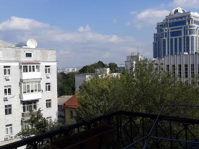 квартира за адресою Івана Мазепи вул. (Січневого Повстання), 3