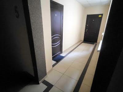 квартира за адресою Голубовича С., 37