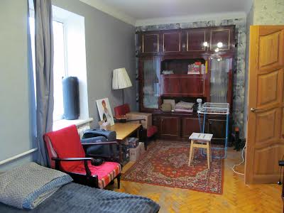 квартира по адресу Строителей ул., 3