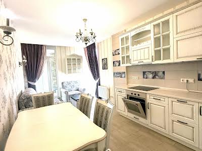 квартира за адресою Регенераторна вул., 4 к1-9