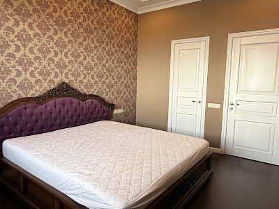 квартира за адресою Андрія Верхогляда вул. (Михайла Драгомирова), 2-А