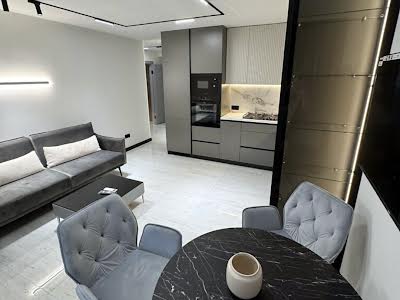 квартира за адресою Галицький пров., 7б