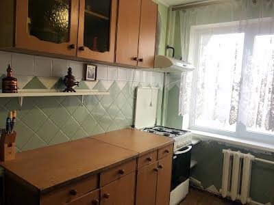 квартира за адресою Капітана Кузнєцова вул., 110