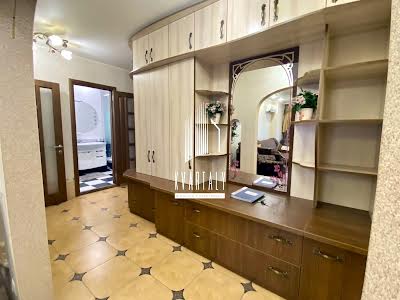 квартира за адресою Федора Ернста вул., 16В