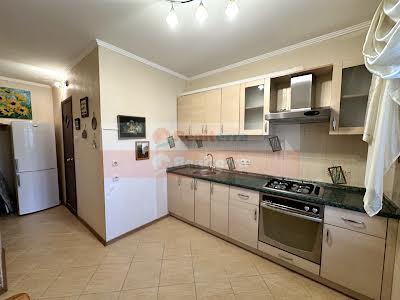 квартира за адресою Чорнобильська вул., 18