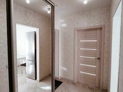 квартира за адресою Драгоманова вул., 10
