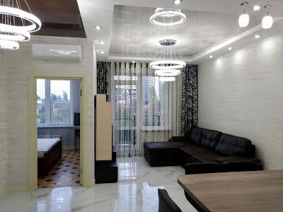 квартира по адресу Литературная, 8