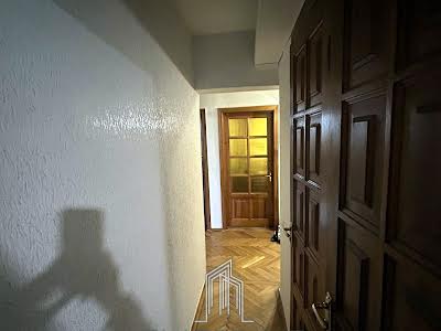 квартира за адресою Амвросія Бучми бульв., 2