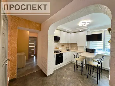 квартира за адресою Михайла Лушпи просп., 5 к21/1