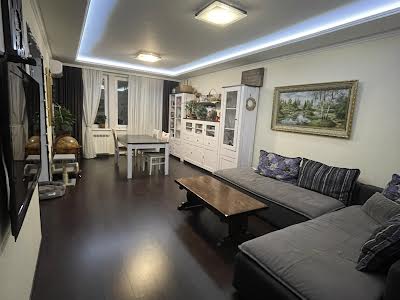 квартира за адресою Слобожанська вул. (8 Березня), 1