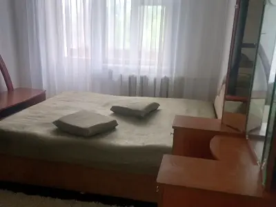 квартира за адресою Олени Теліги вул., 15