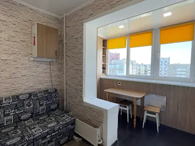 квартира за адресою Анни Ахматової вул., 13-А