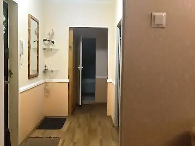 квартира за адресою Полярна вул., 8г