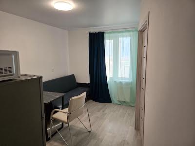 квартира за адресою Озерна вул., 27-а