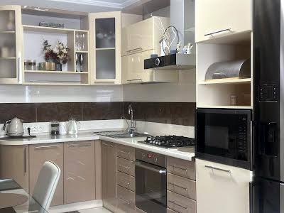 квартира за адресою Боголюбова вул., 4