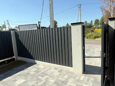 будинок за адресою Міхновського