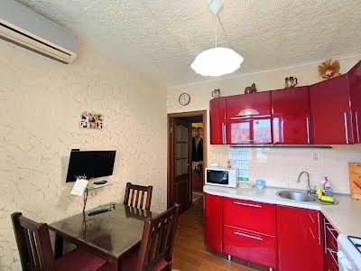 квартира за адресою Героїв просп., 32