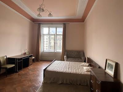 квартира за адресою Адама Міцкевича пл., 3