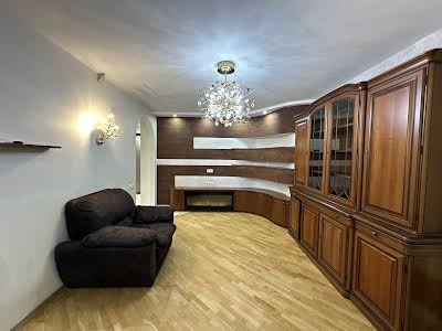 квартира за адресою Героїв просп., 46