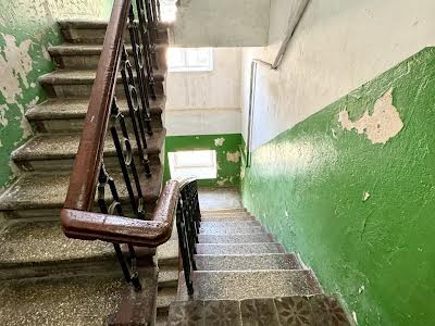 квартира по адресу Средняя ул., 11
