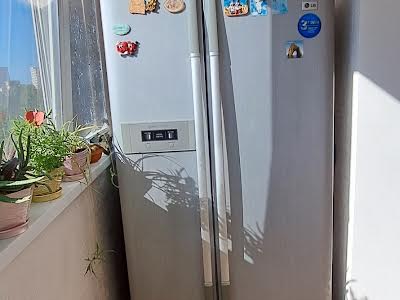 квартира по адресу Леся Курбаса просп., 1/1