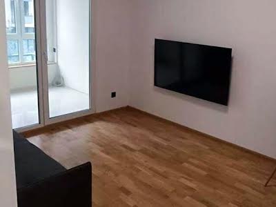 квартира за адресою Салютна вул., 2к18