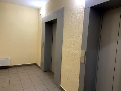 квартира за адресою Сергія Данченка вул., 34