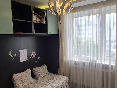 квартира за адресою Соломії Крушельницької вул., 73