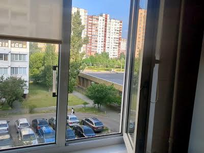 квартира за адресою Червоної Калини просп. (Володимира Маяковського), 7-А